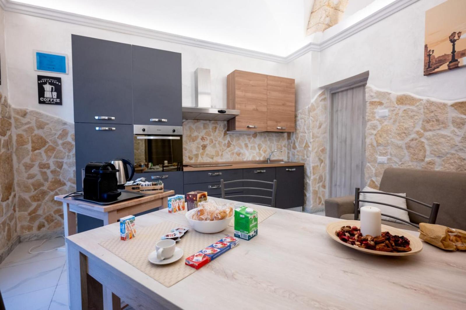 Maison27 *